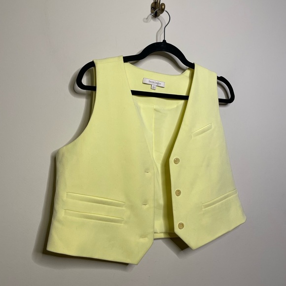 Favorite Daughter The Ellie Vest in Limeade - Picture 5 of 8